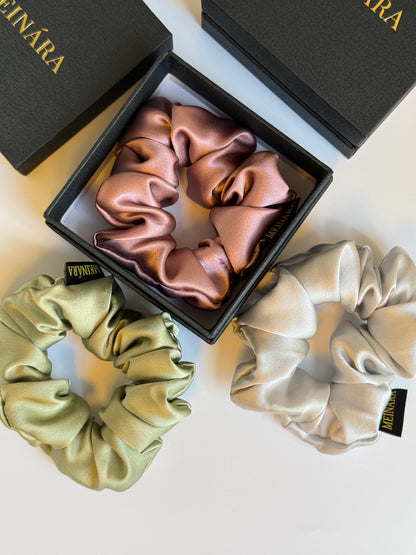 Mulberry Silk Scrunchie - Silver